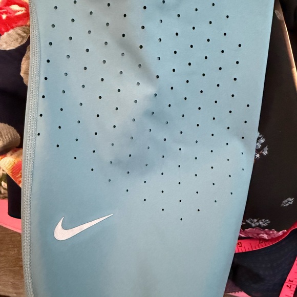 Nike NWT Swift Women's High-Waisted 7/8 Running Leggings with Pockets, size XXL - Picture 10 of 11